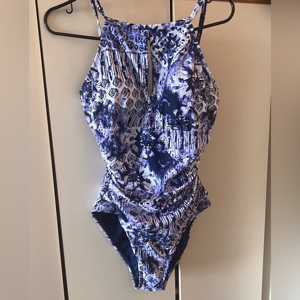 One piece swimsuit